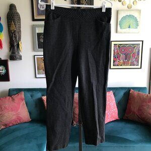 J JILL size S Petite Gray & Black Houndstooth Ponte Slim Leg Pants Pull-On